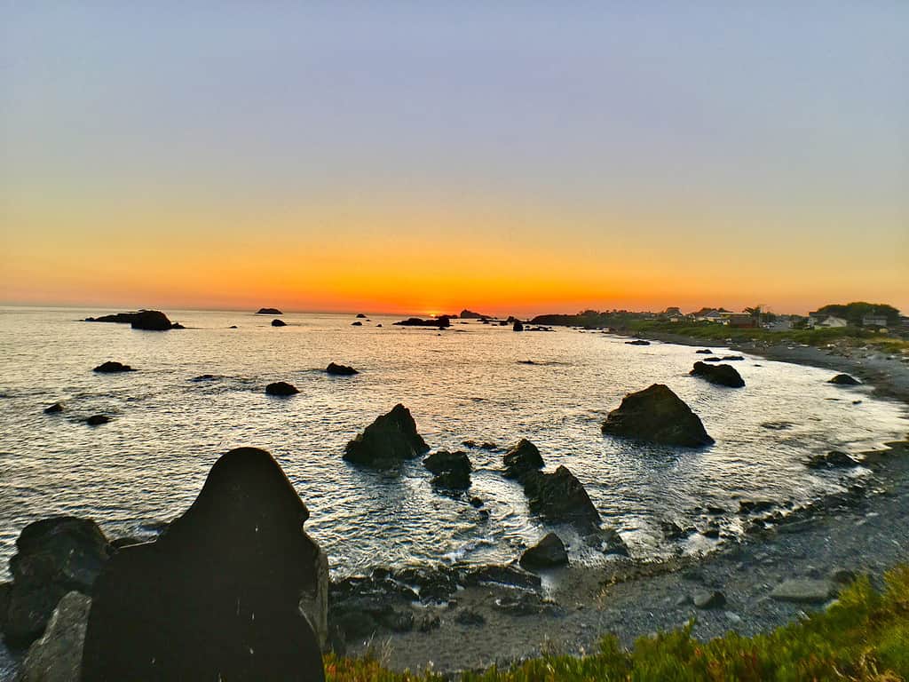 tramonto del punto batteria con faraglioni - panoramico