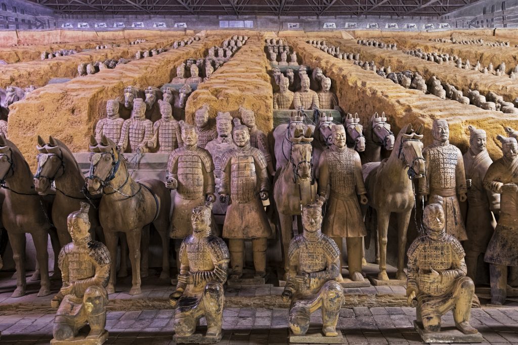 Esercito di terracotta famoso in tutto il mondo situato a Xian in Cina