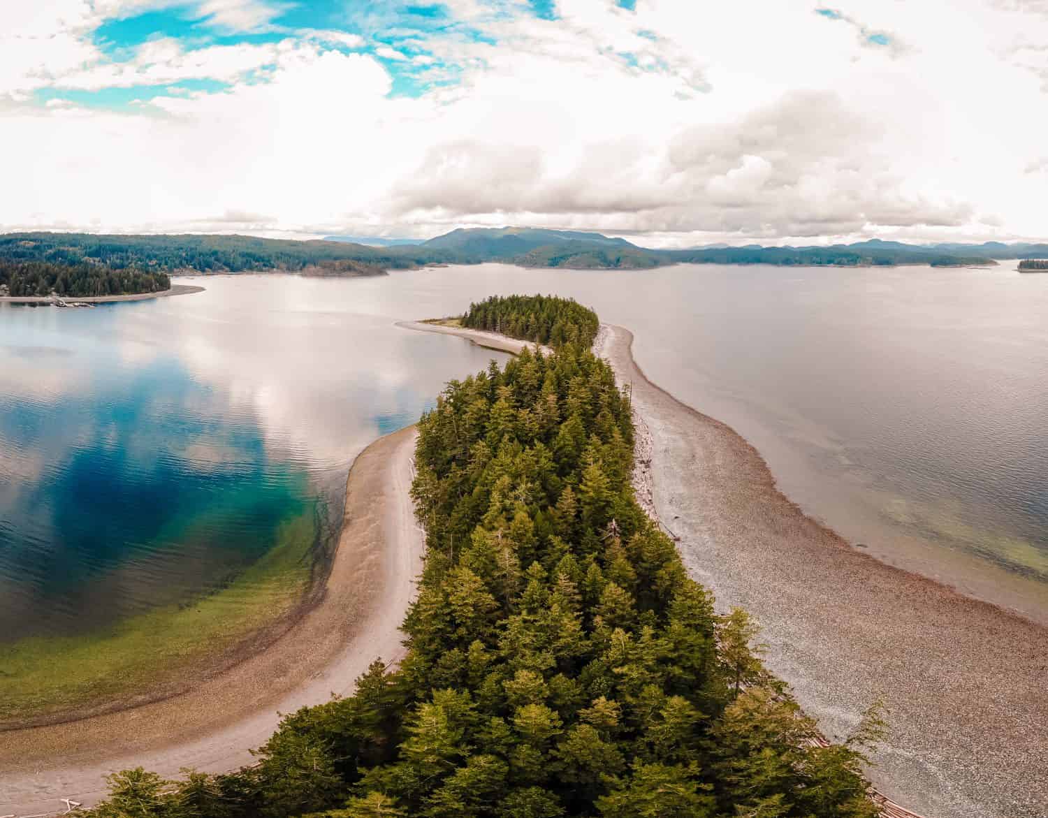 Rebecca Spit Marine Provincial Park a Quadra Island presso l'isola di Vancouver, Colombia britannica, Canada 