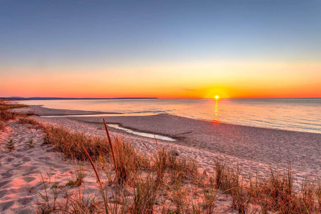 Dune di sabbia dell'orso dormiente, lago Michigan