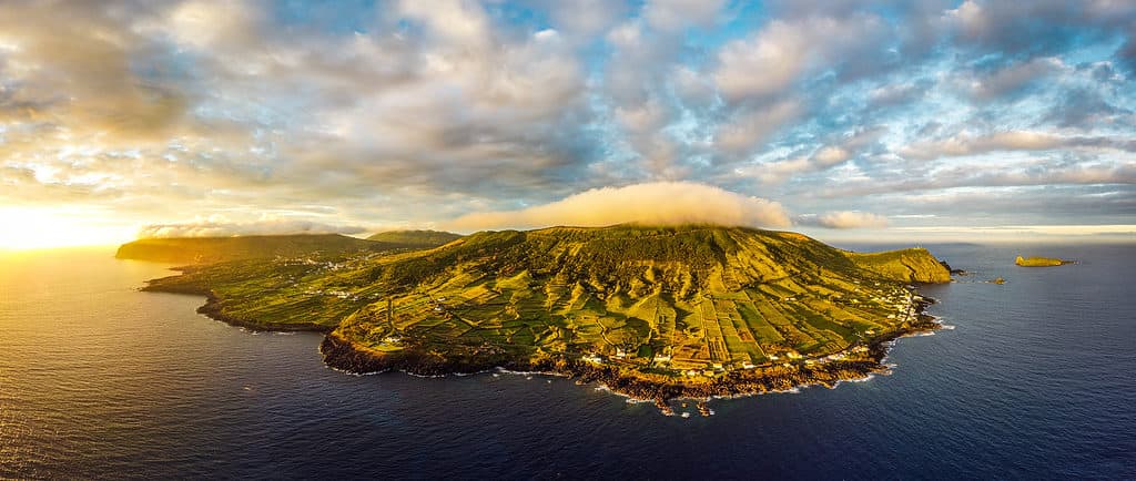 Isola Graciosa (Azzorre, Portogallo, Europa) dall'alto, foto con drone