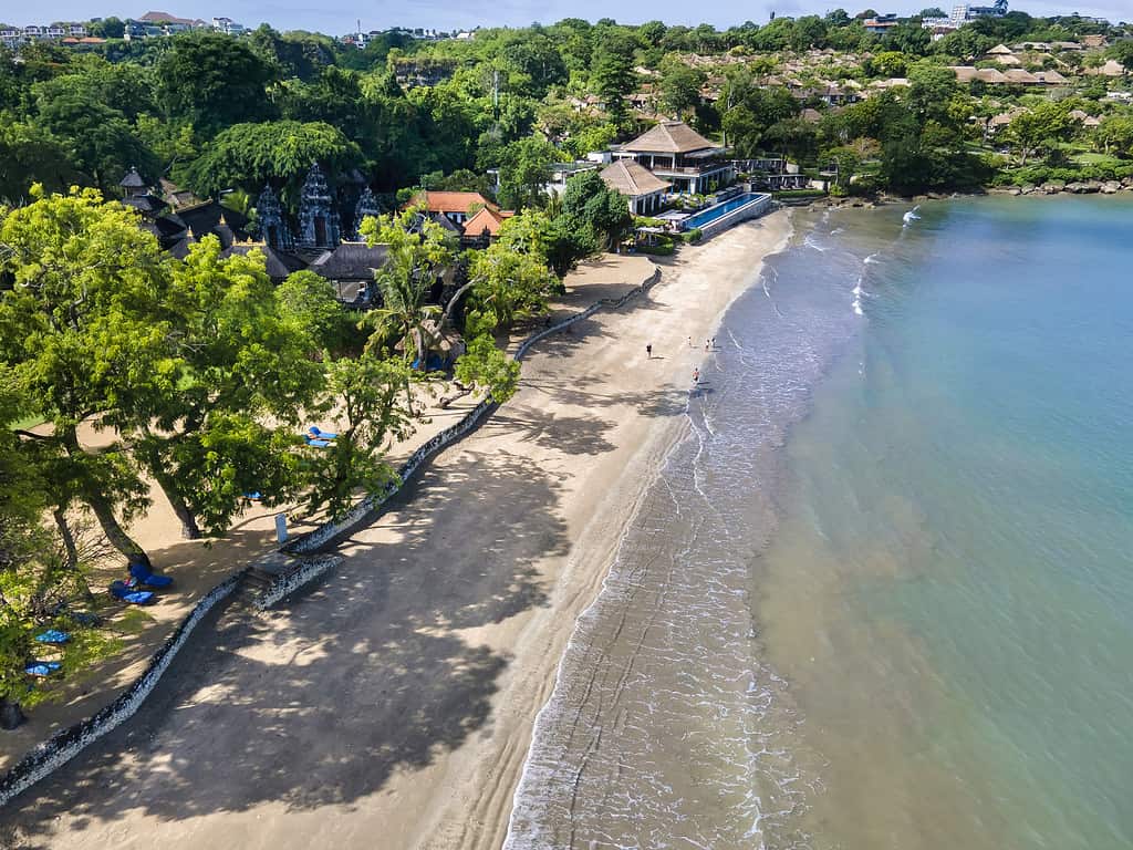 Veduta aerea della spiaggia di Jimbaran