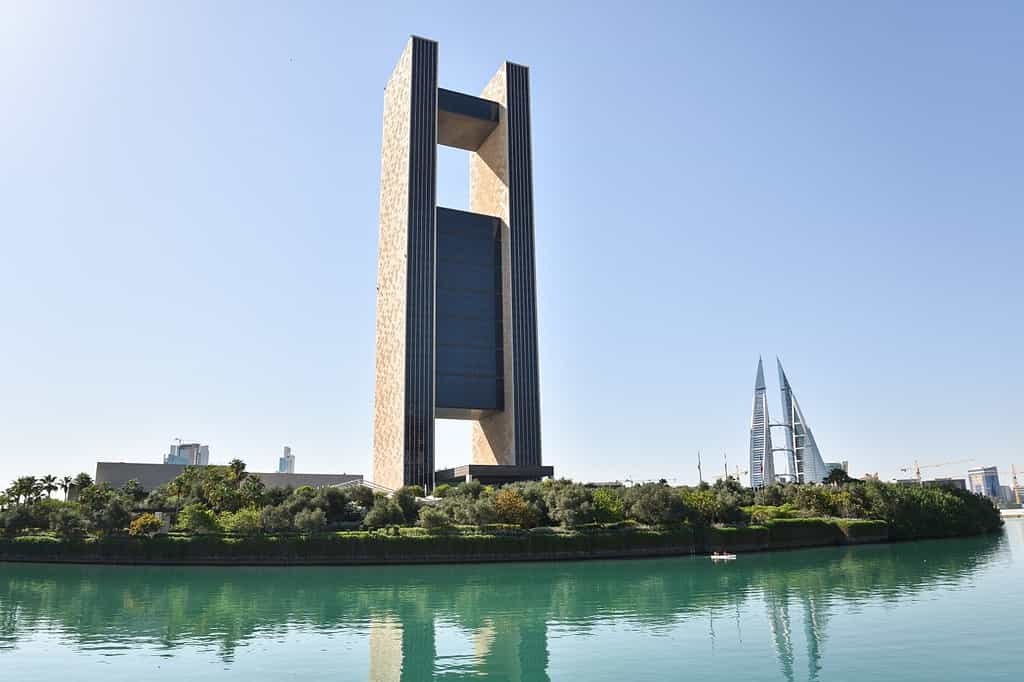 Hotel futuristico del grattacielo e Bahrain World Trade Center a Manama