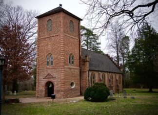 Chiesa e cimitero di San Luca a Smithfield Virginia