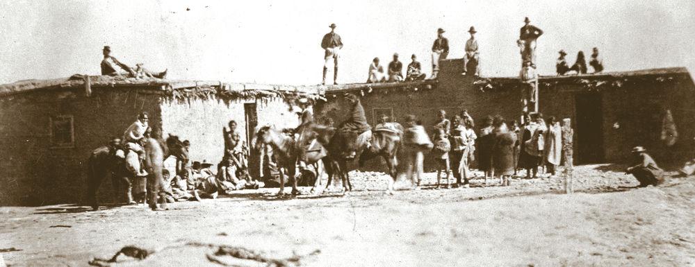 La lunga camminata dei Navajo - Prigionieri Navajo a Fort Sumner, c.  1860