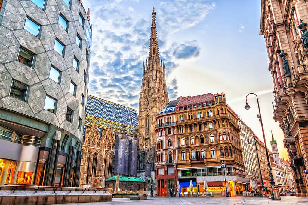 Stephansplatz, vista sulla Cattedrale di Santo Stefano, Vienna