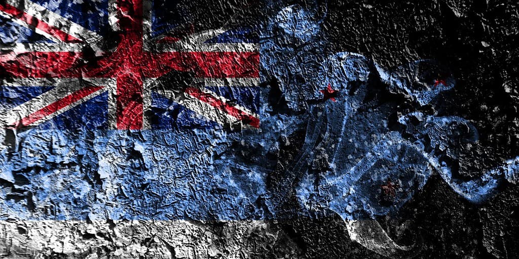Nuova Zelanda - bandiera mistica fumosa di Ross Dependency sullo sfondo del vecchio muro sporco