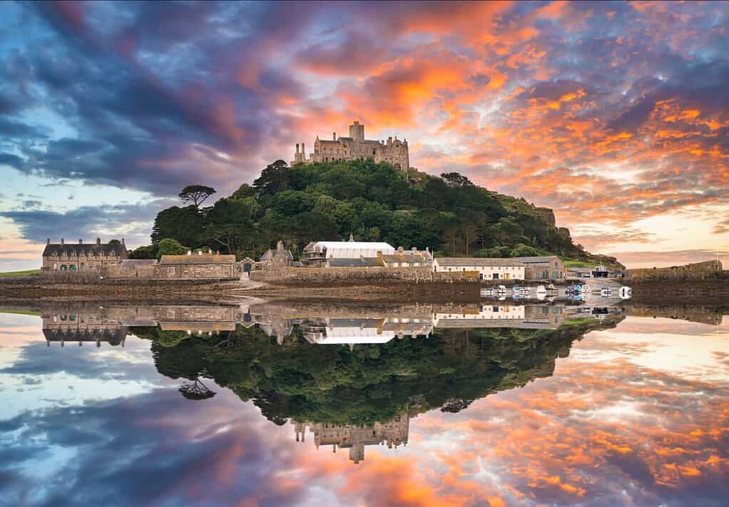 Monte San Michele all'alba a Penzance.  Cornovaglia.  Regno Unito