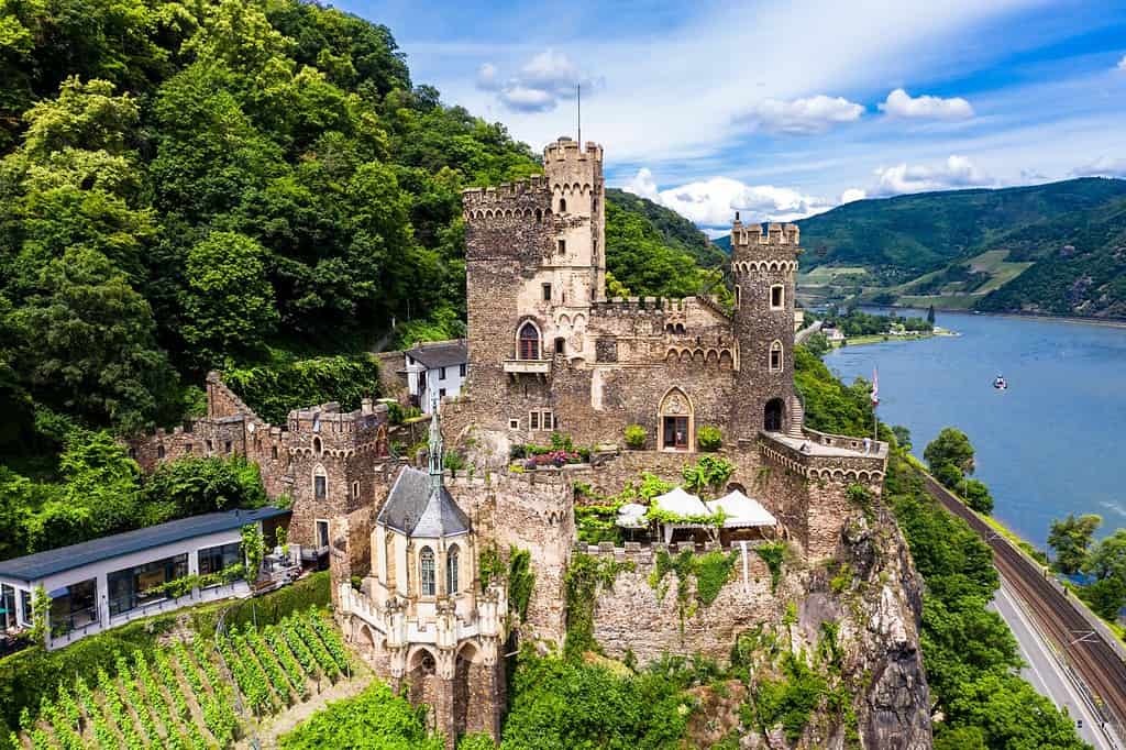 Castello di Rheinstein, Trechtingshausen, Sito Patrimonio Mondiale dell'UNESCO, Valle del Reno superiore e centrale, Renania-Palatinato, Germania